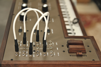 3.5mm patch panel on top of ET-5